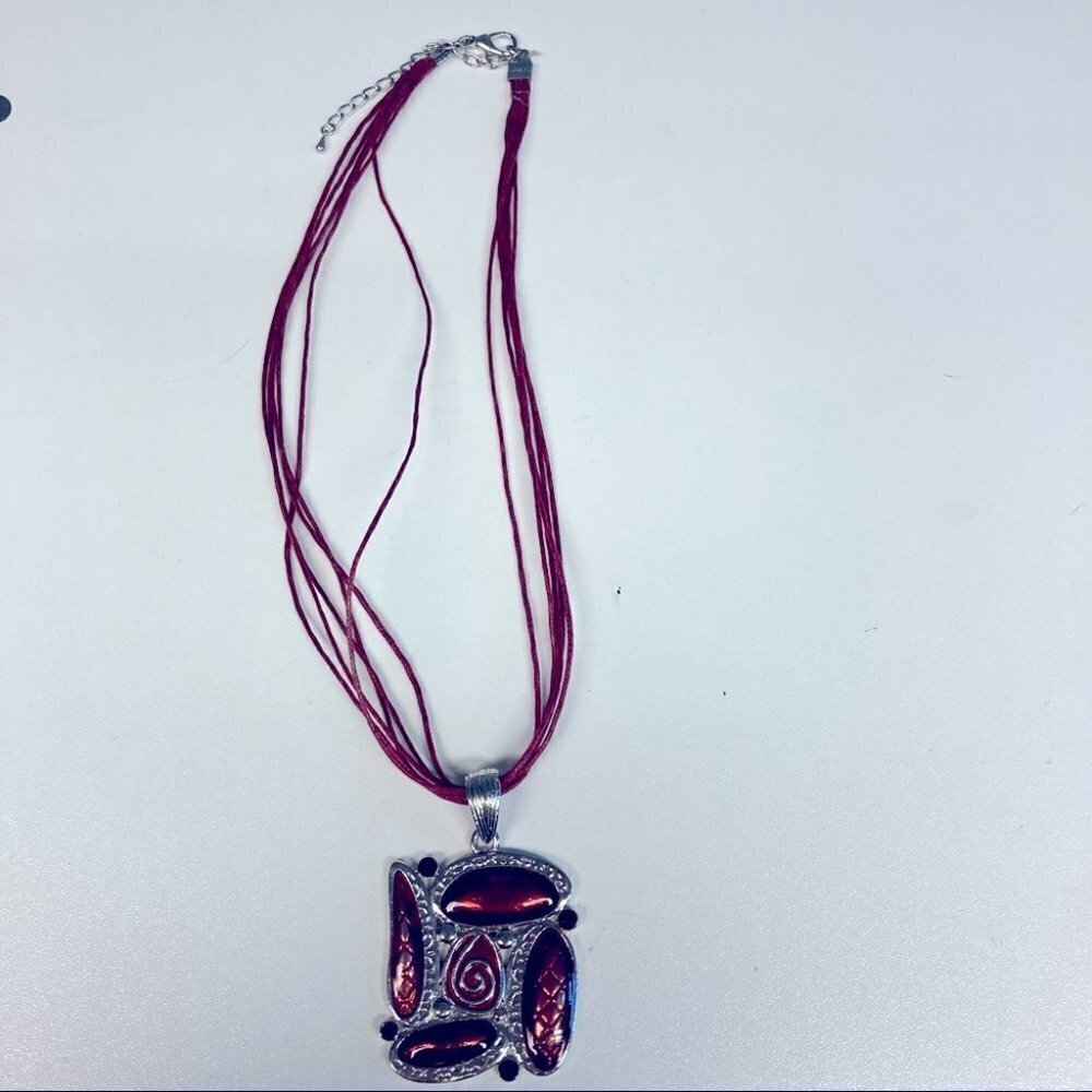 NECKLACE  Enamel Faux Stone Fabric Chain Red Silver